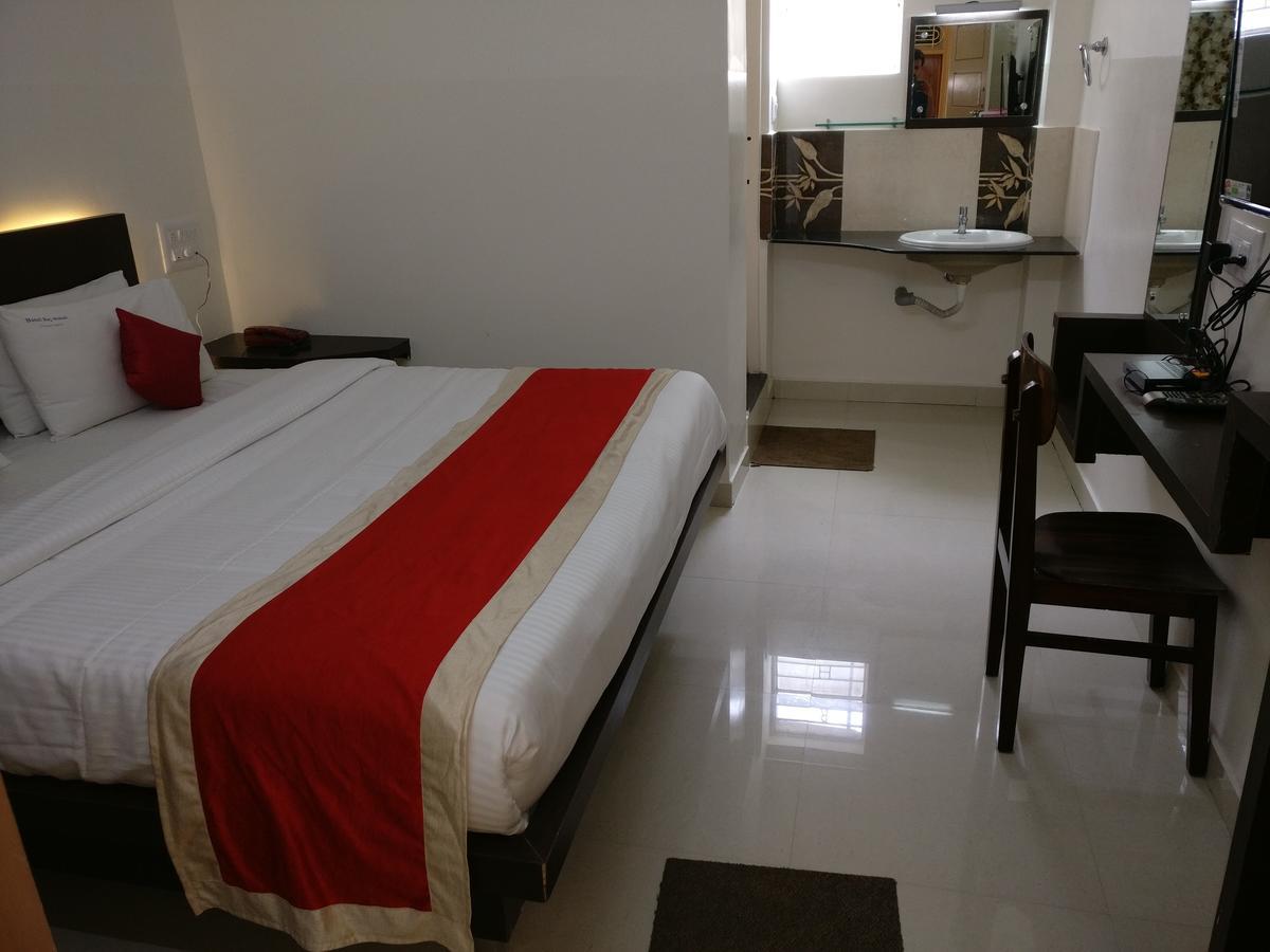 Hotel Raj Mahal Chikmagalur Ngoại thất bức ảnh