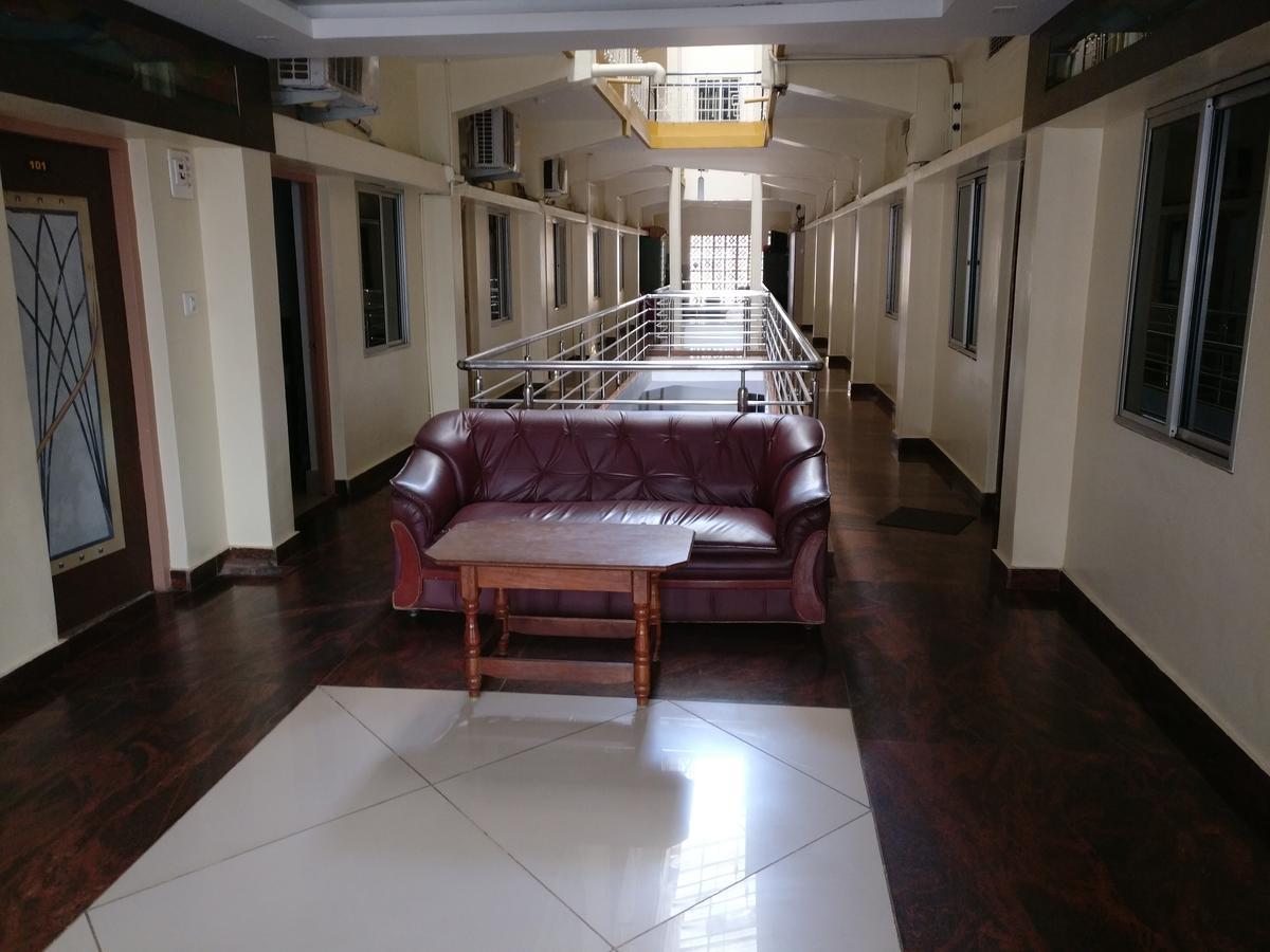 Hotel Raj Mahal Chikmagalur Ngoại thất bức ảnh