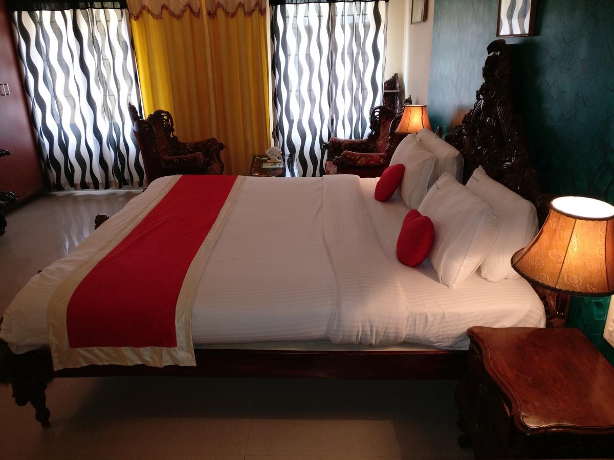 Hotel Raj Mahal Chikmagalur Ngoại thất bức ảnh