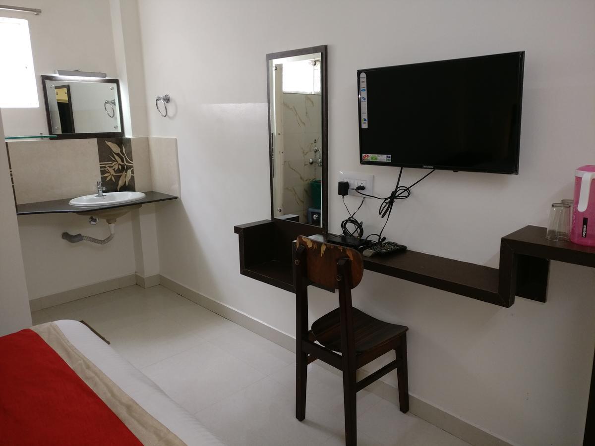 Hotel Raj Mahal Chikmagalur Ngoại thất bức ảnh