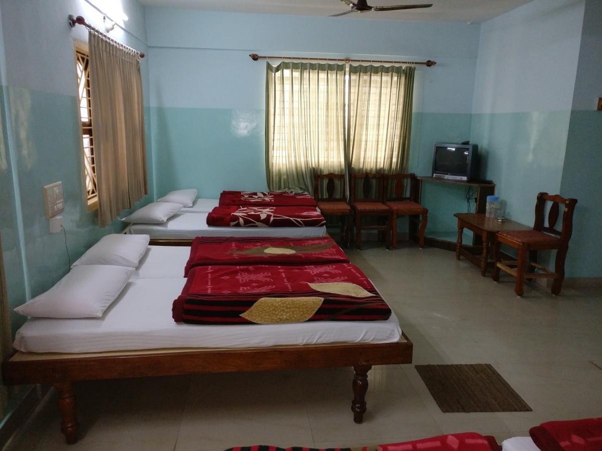 Hotel Raj Mahal Chikmagalur Ngoại thất bức ảnh